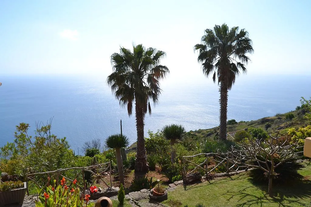 Fajã da Ovelha Casal Sao Joao Cottages