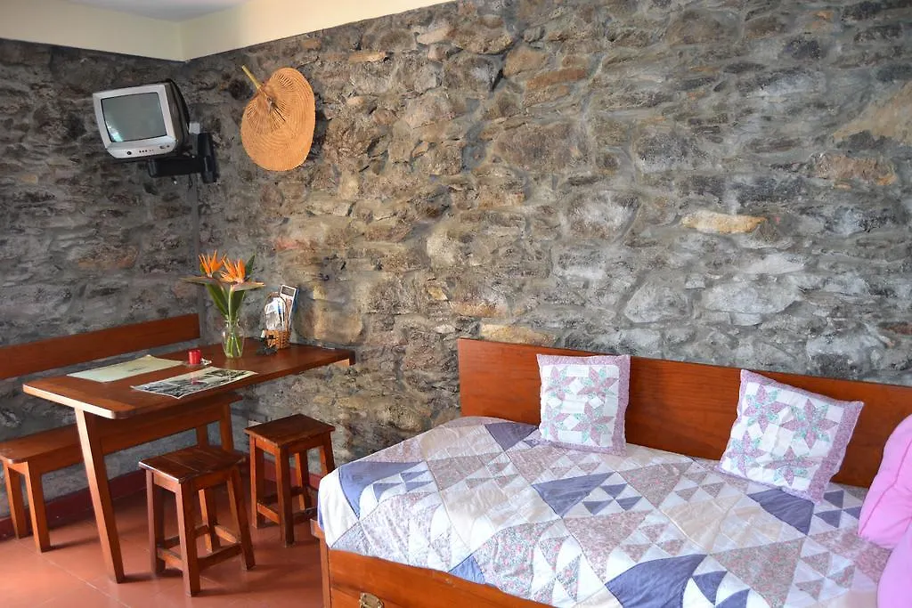 Fajã da Ovelha Casal Sao Joao Cottages פורטוגל